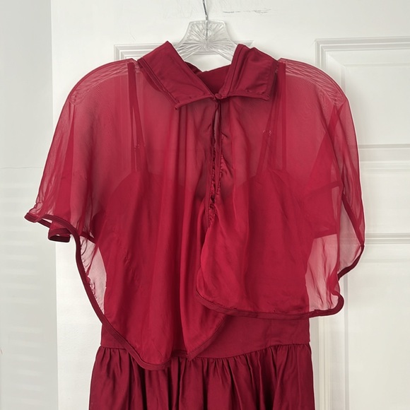 Unique Vintage red dress with capelet size large - Picture 11 of 13